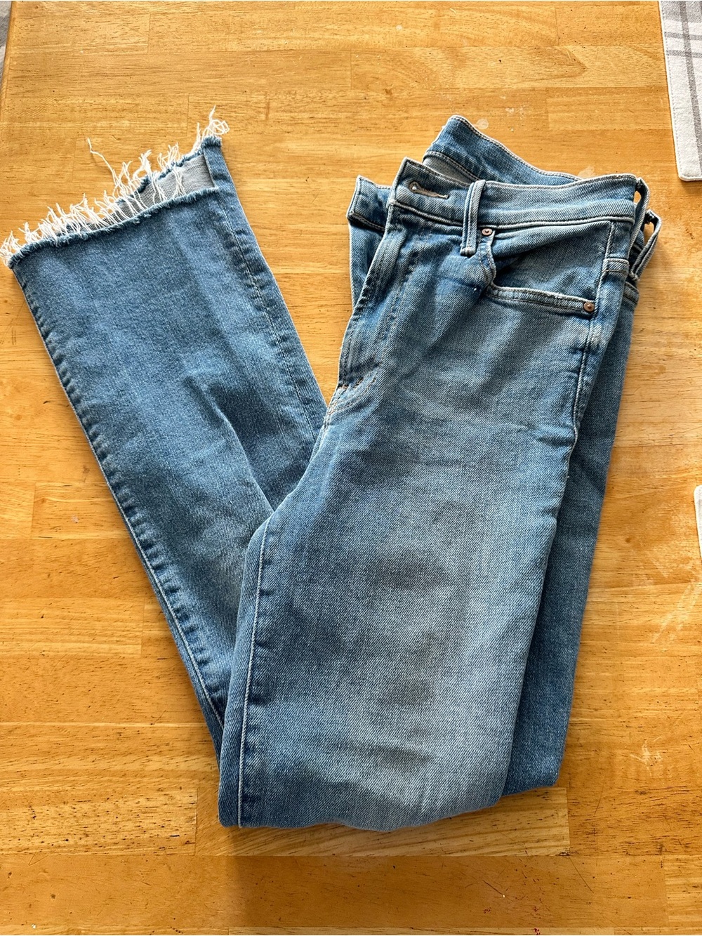 Mother Insider Step Crop Fray jeans size 28